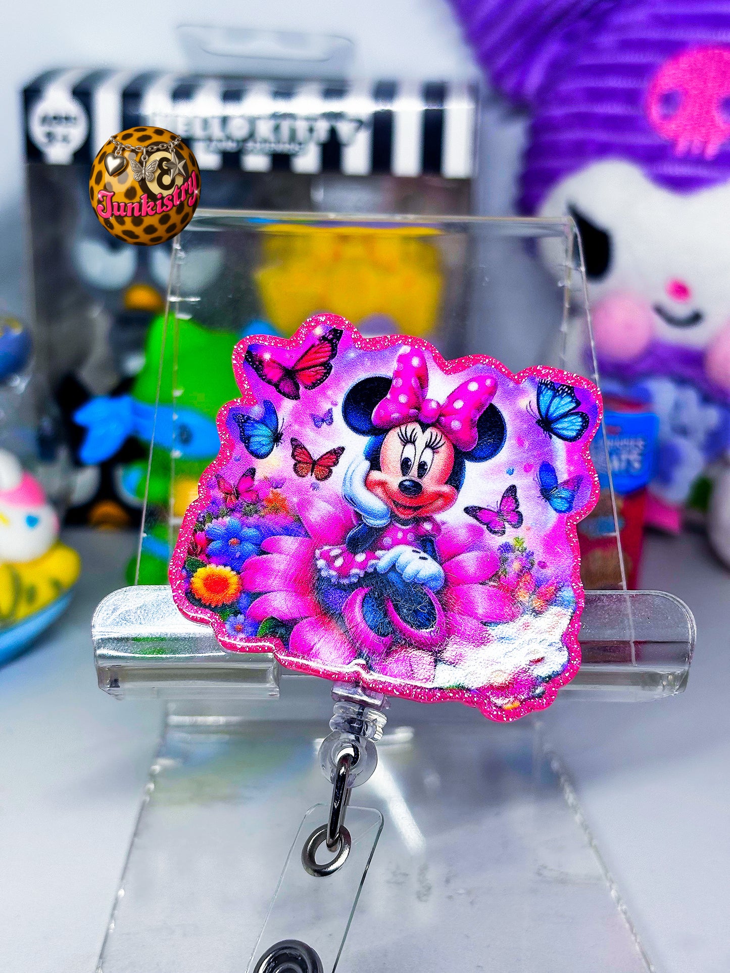 minnie badge reel