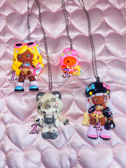 hello kitty girlie necklaces ✮