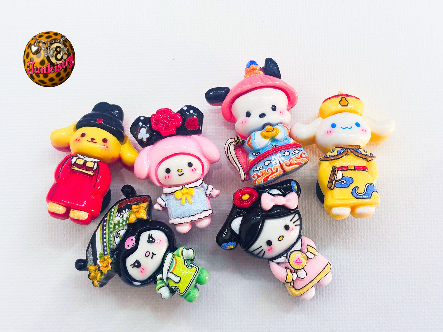 kimono sanrio croc charms 𝜗𝜚 ⊹ ‧₊˚