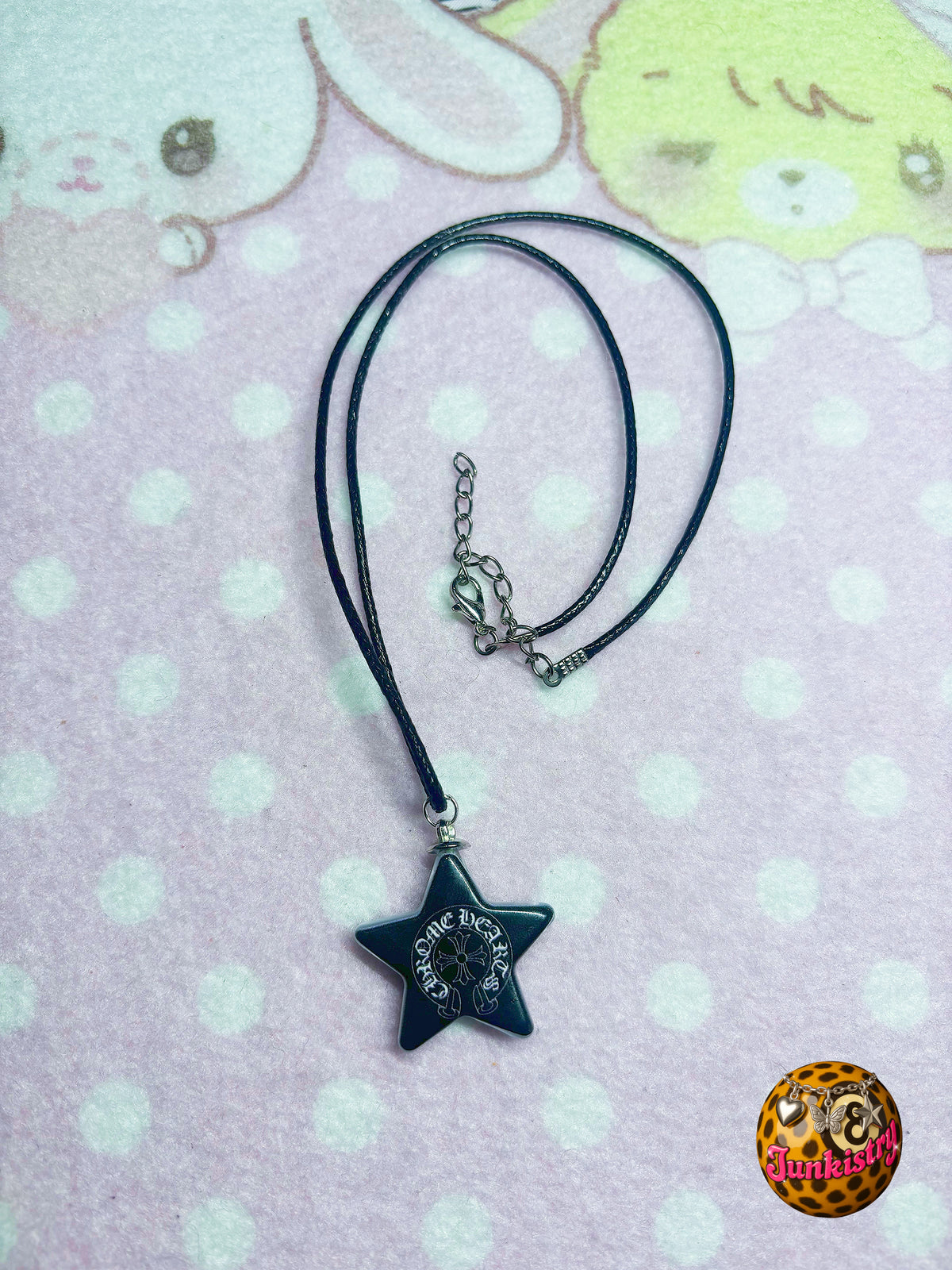 chrome star necklace ✮