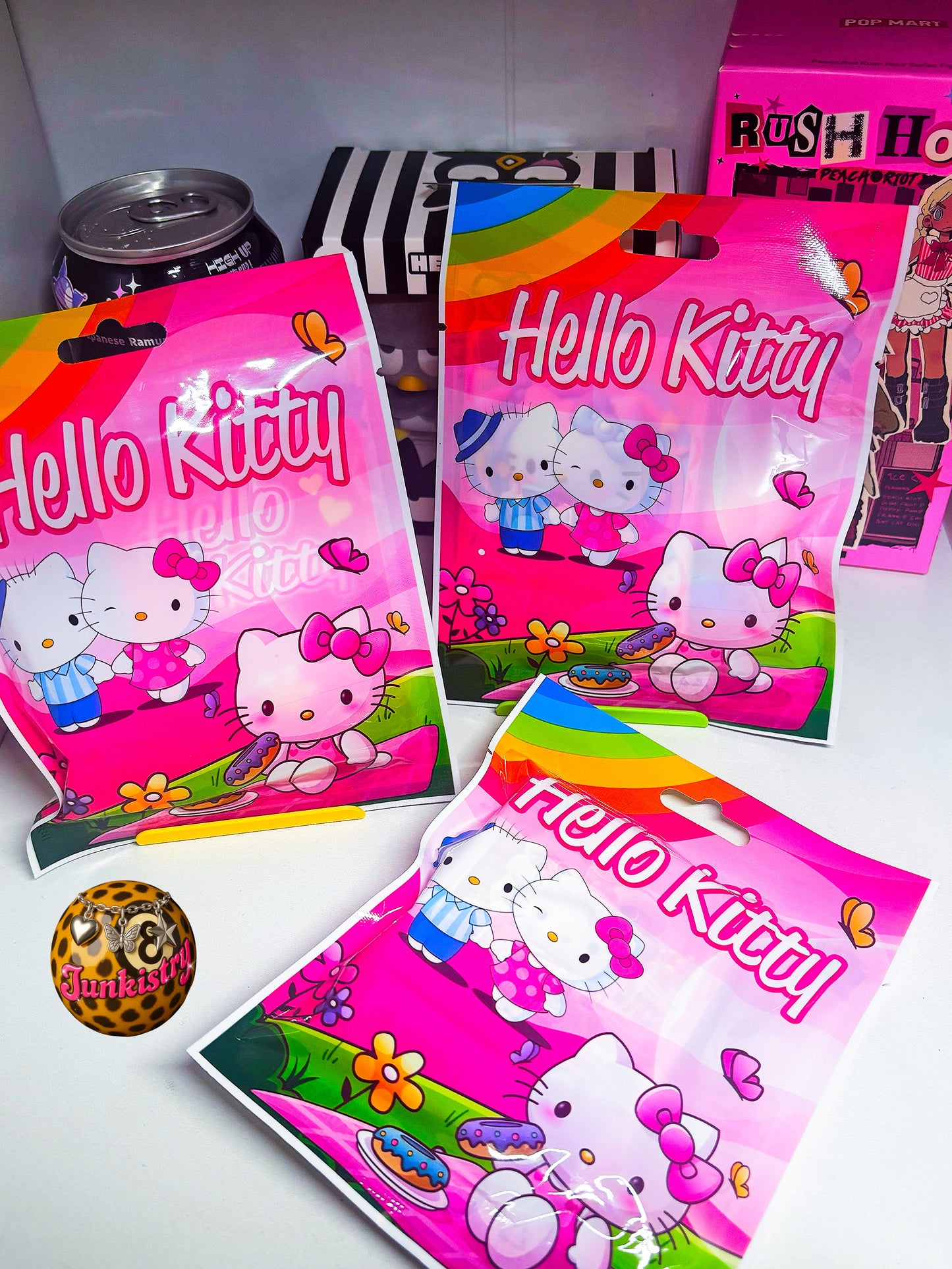 hello kitty blind bag