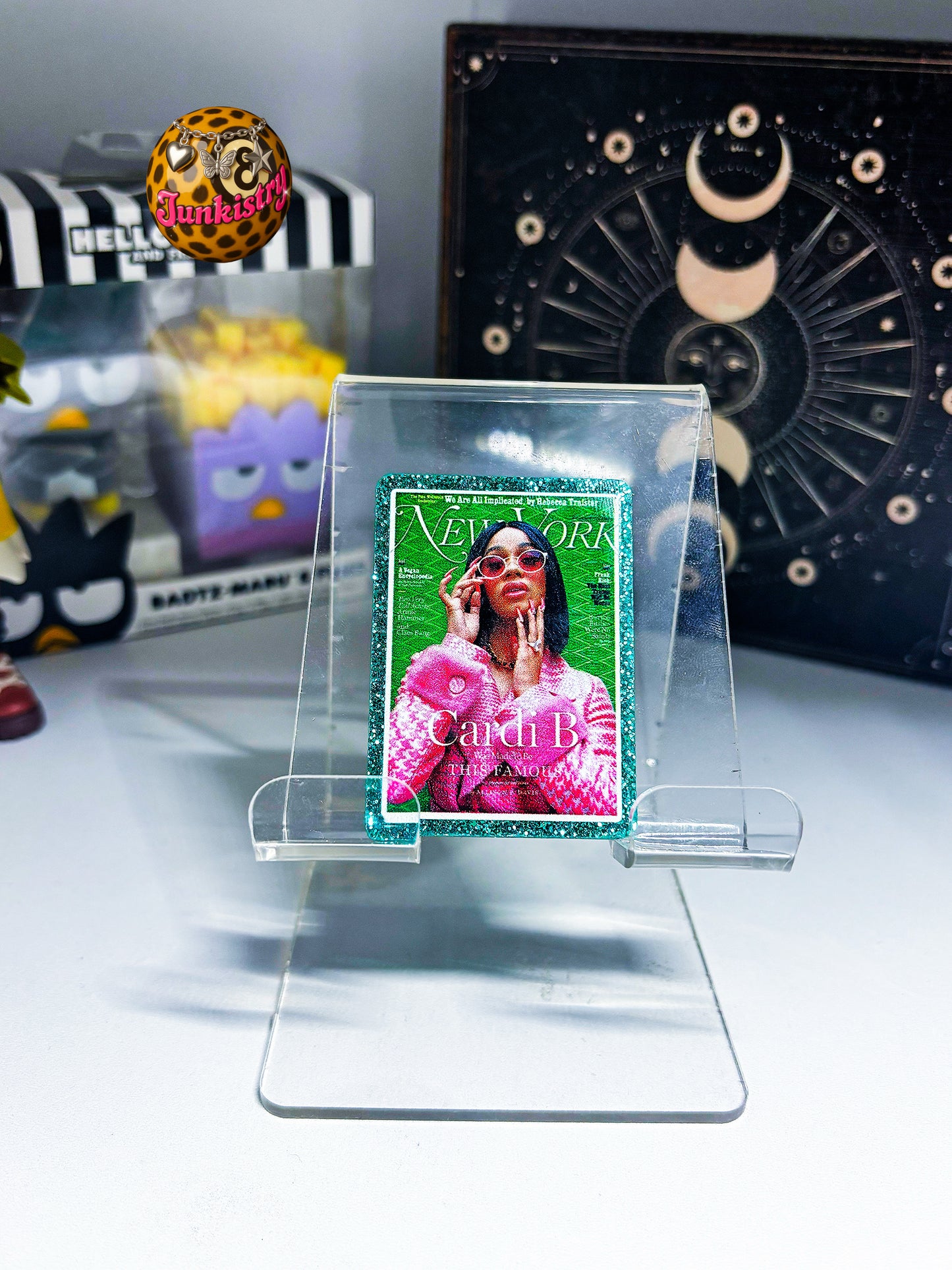 cardi b magnet 🪐