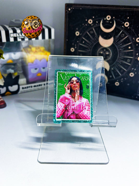cardi b magnet 🪐